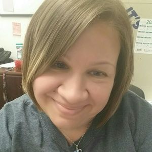 Meet your Posher, Tina