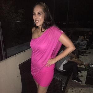 Meet your Posher, Crystal