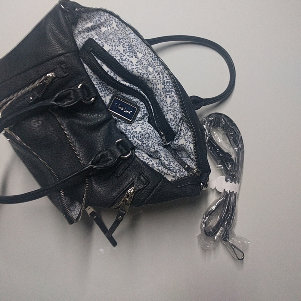 Black Satchel bag 💼