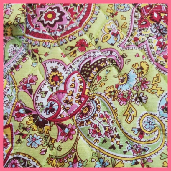 ❤ $8 or FREE VERA BRADLEY PLS READ!!❤ - Picture 2 of 4