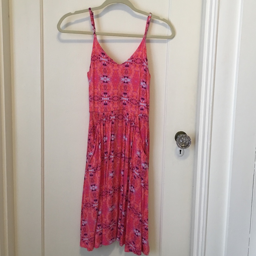 Bright Cynthia Rowley midi dress.
