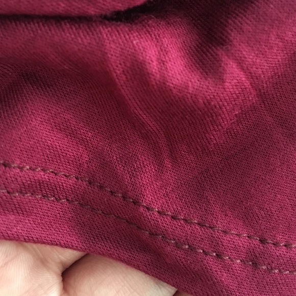 🛍1 SMALL LEFT🛍Off Shoulder Poncho Style Top - Picture 3 of 3