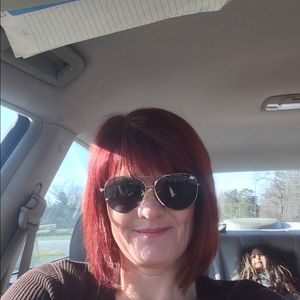 Meet your Posher, Kelly