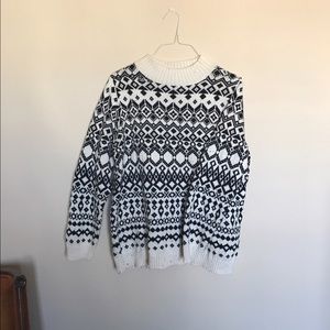 Mock turtle neck comfy patterned sweater