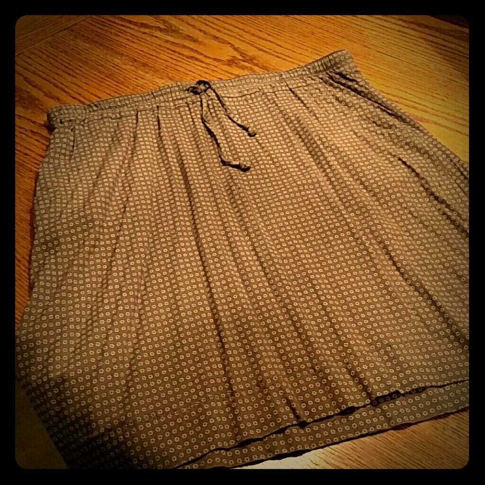 Eddie Bauer skirt