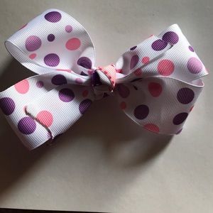 Boutique style bow