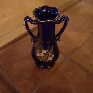 Russian Vase - Peacocks