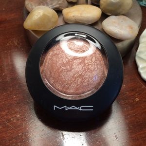 MAC Mineralize Skin Finish