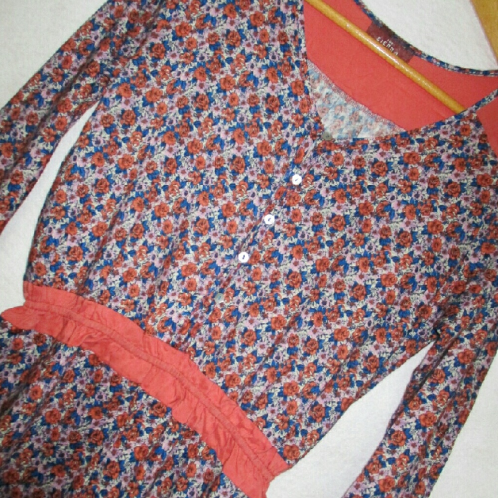 Sienna long sleeve floral romper Large $firm - Picture 3 of 6