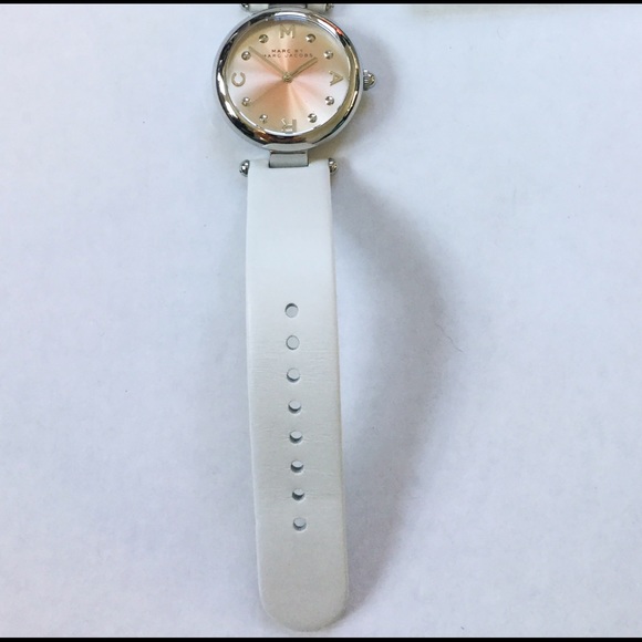 Marc Jacobs White Leather Strap Watch - Picture 4 of 4