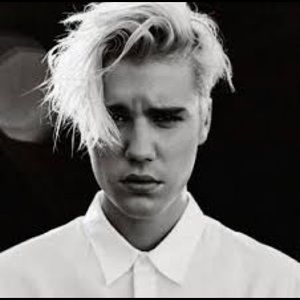 Meet your Posher, Ella