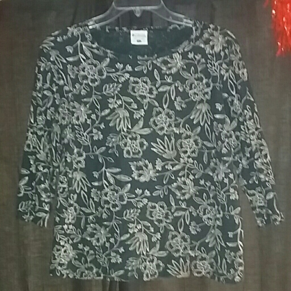 Columbia sportswear Company  Top