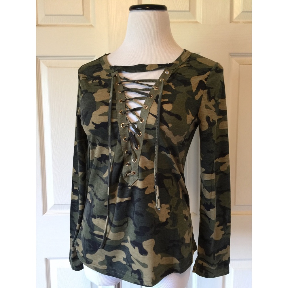 CAMOFLAGE LACE-UP TOP - Picture 3 of 4
