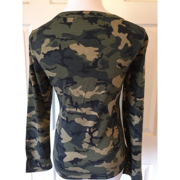 CAMOFLAGE LACE-UP TOP - Picture 4 of 4