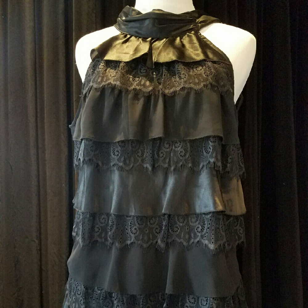 While house black market tie neck tiered top