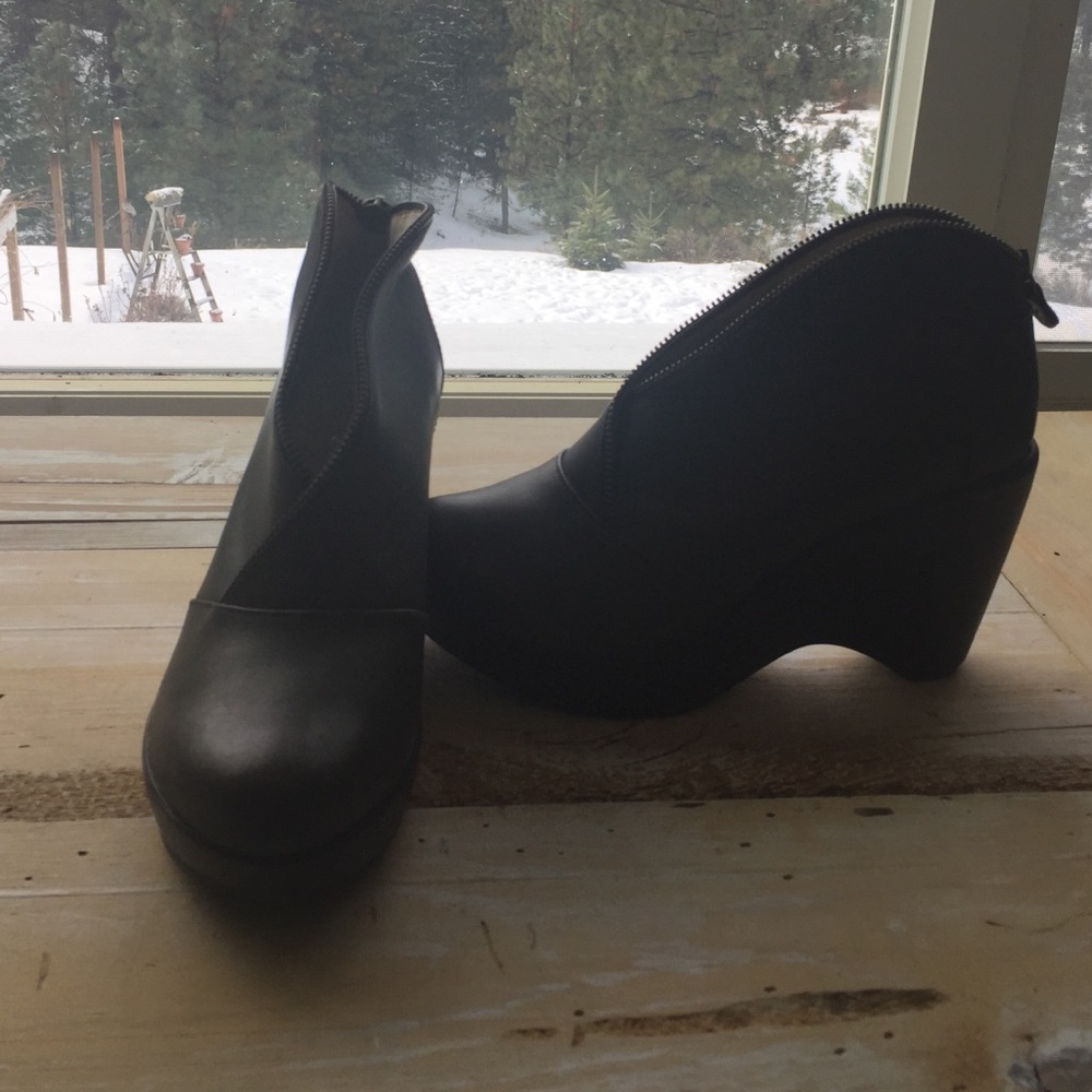 Ankle boots