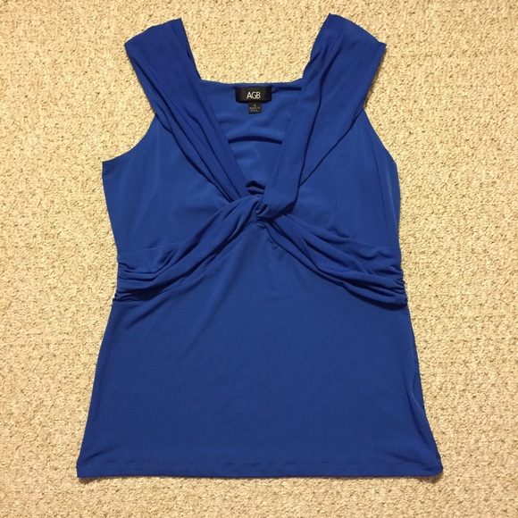 Blue Top - Picture 2 of 4