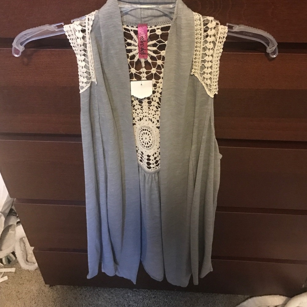 Grey sleeveless vest with crochet detail
