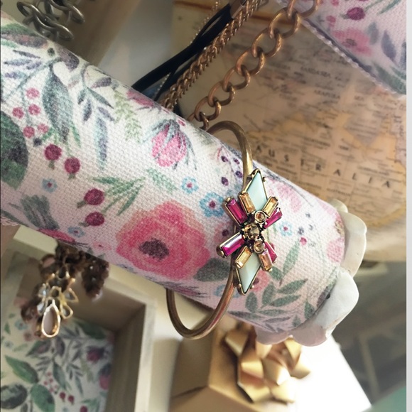 Lovely mint & magenta cuff bracelet - Picture 5 of 8