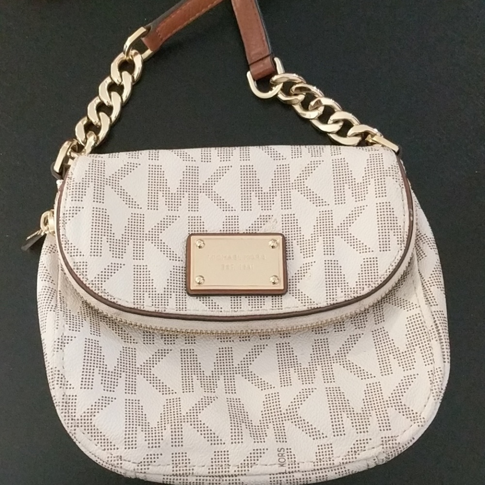 Michael Kors flap crossbody bag. 100% authentic.