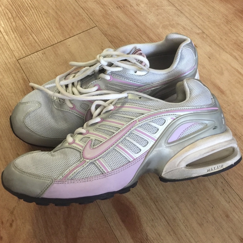 Nike women sneakers US 8