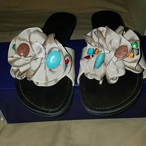 Madden Girl Bow Sandala