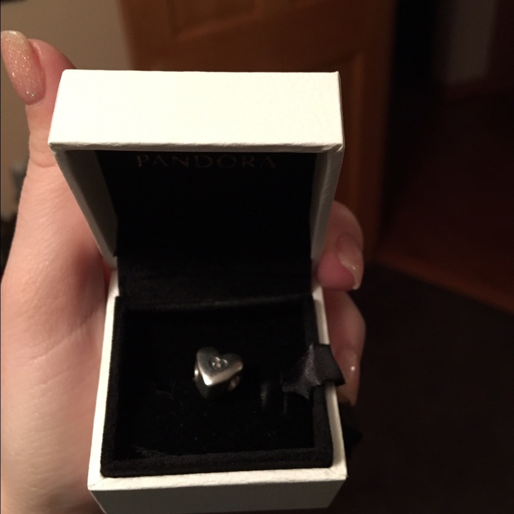 Pandora Happy Anniversary charm