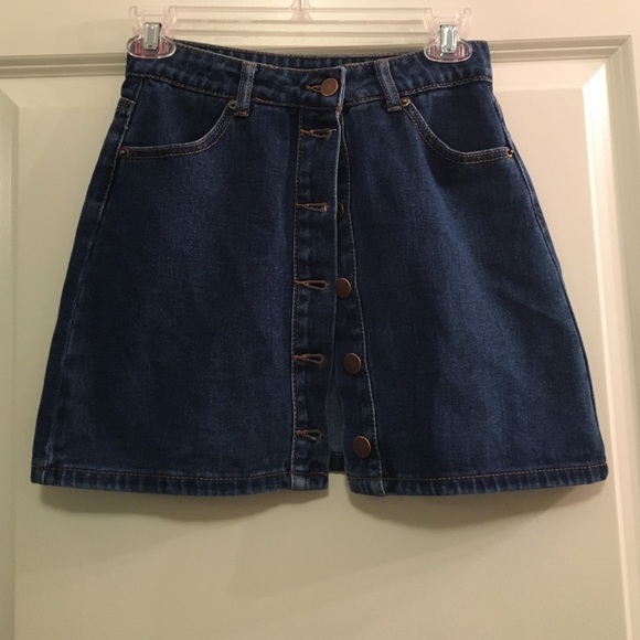 Forever 21 Dresses & Skirts - NEVER WORN Button up Jean Skirt