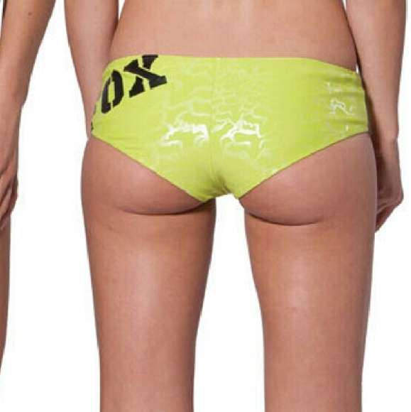 Fox Bikini - Picture 3 of 4