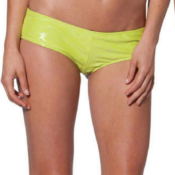 Fox Bikini - Picture 4 of 4