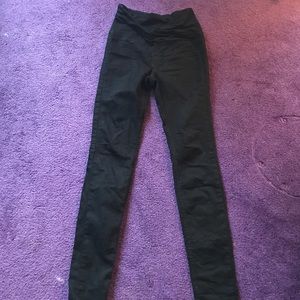 Maternity skinny jeans