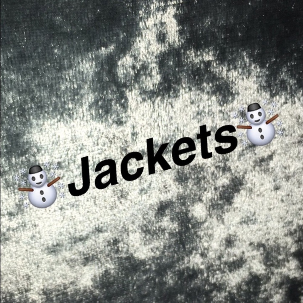 Items below this post are jackets & sweaters! ☃❄️