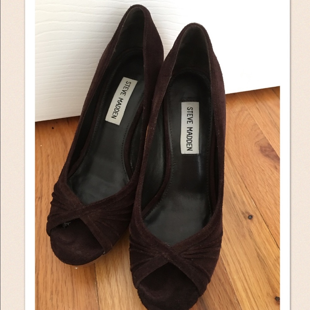 peep toe brown suede pumps
