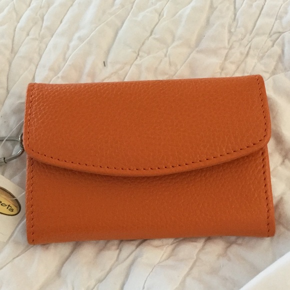 Talbots Handbags - Talbots small orange leather purse Talbots Handbags - Talbots small orange leather purse