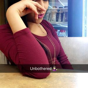 Meet your Posher, Mitzi