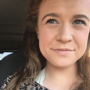 Meet your Posher, Gena