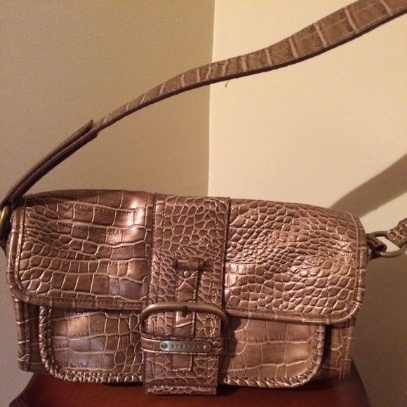 Beautiful Strada Purse 🛒 - Picture 2 of 4
