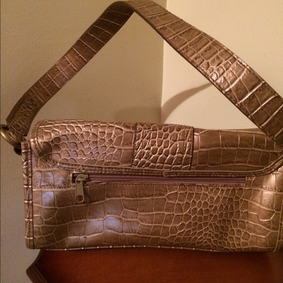 Beautiful Strada Purse 🛒 - Picture 3 of 4