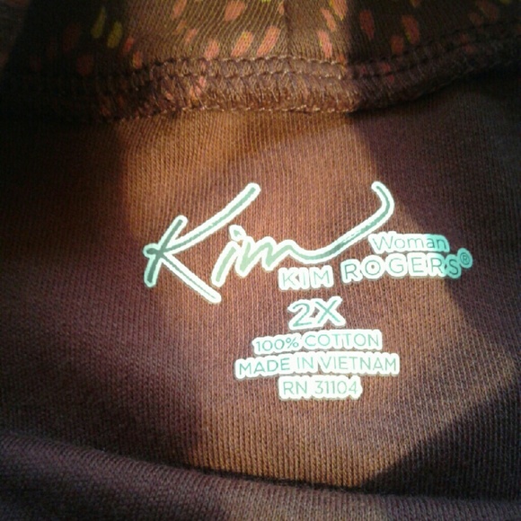 PLUS SIZE Kim Roger's Mock Turtle Neck - Picture 4 of 4