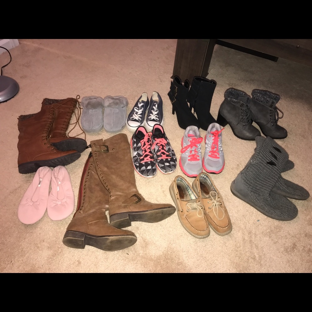 WOMENS SHOES