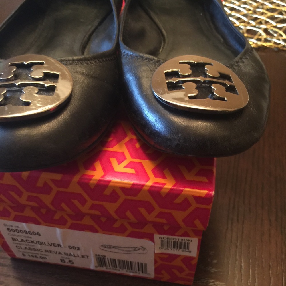 SOLD- Additional pics Authentic Tory Burch Reva