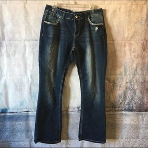 Cute denim jeans bejeweled distressed