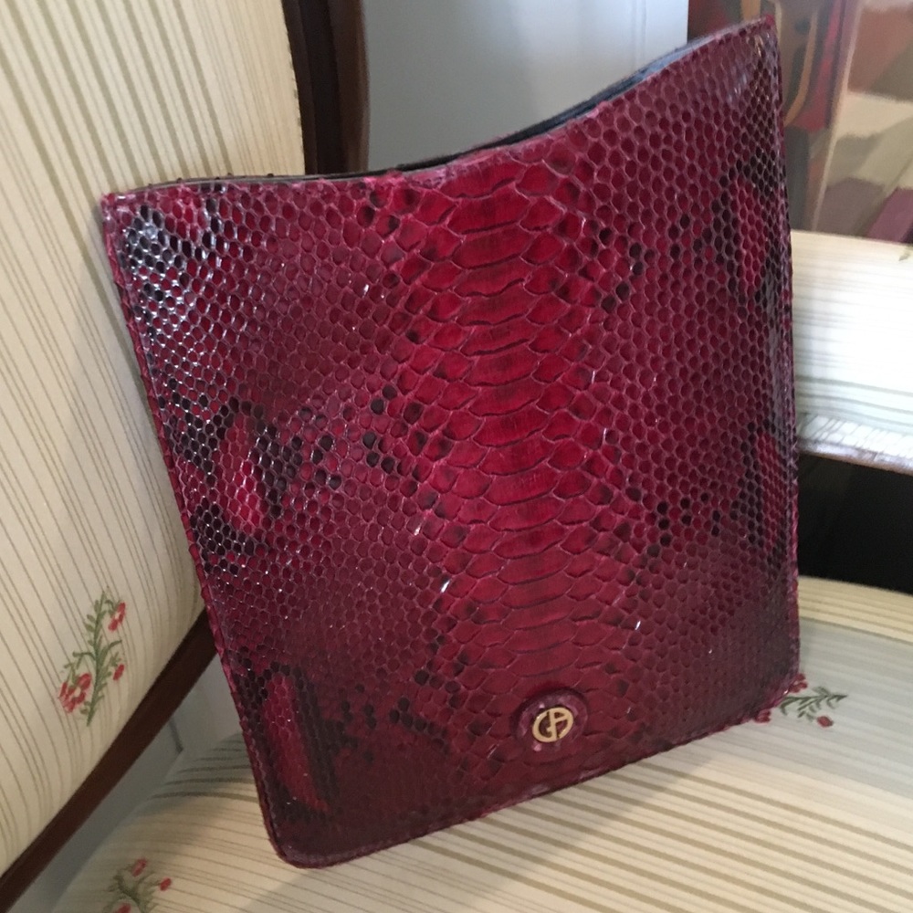 Giorgio Armani folder