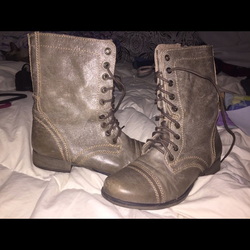 Steve Madden boots