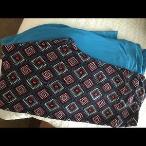 LuLaRoe bundle of leggings Size XL