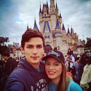 Meet your Posher, Melanie