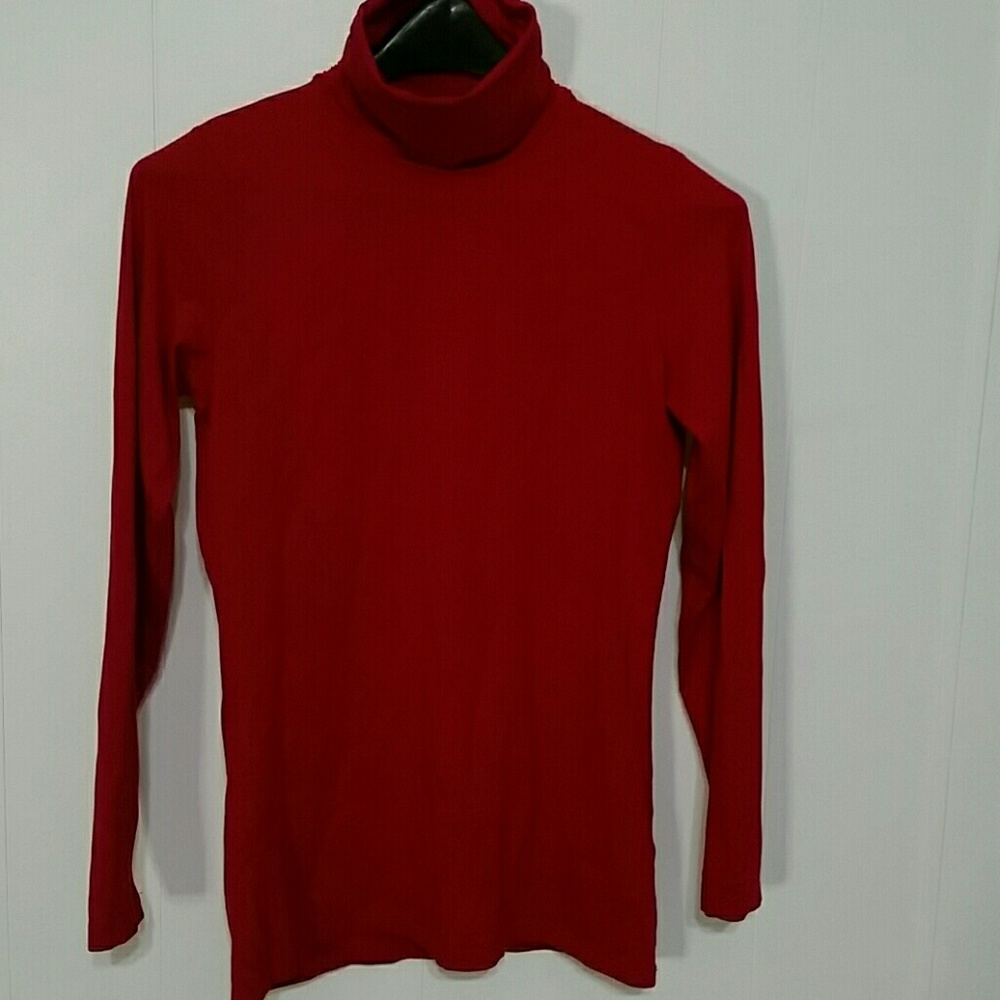 Sold L.L.Bean ruched turtle neck ruby red