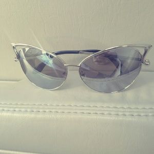 Retro Cat Eye Sunglasses