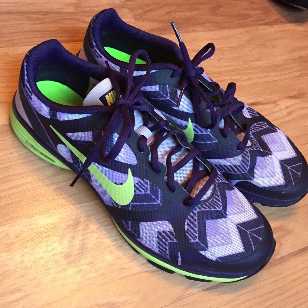 Nike training dual fusion tr women's shoe 9.5 guc