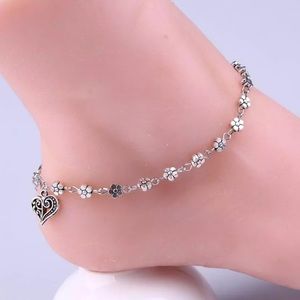 🆕 Flower Anklet with heart charm 👙👙 Set of 3